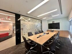 Gateway West (D7), Office #600645131